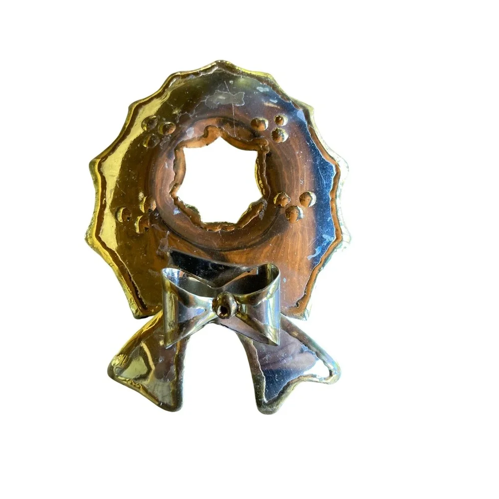 Vintage Mexico Mixed Metal Christmas Wreath Brooch Pin Gold Tone Bow Scalloped